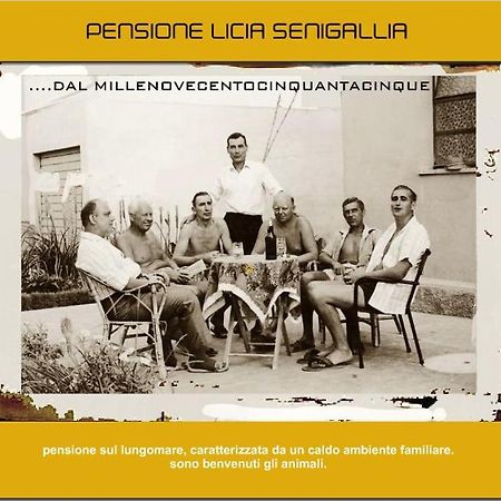 Pensione Licia เซนีกัลเลีย ภายนอก รูปภาพ
